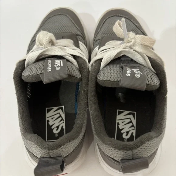 Vans Kids UltraRange size 13 - Picture 5 of 9